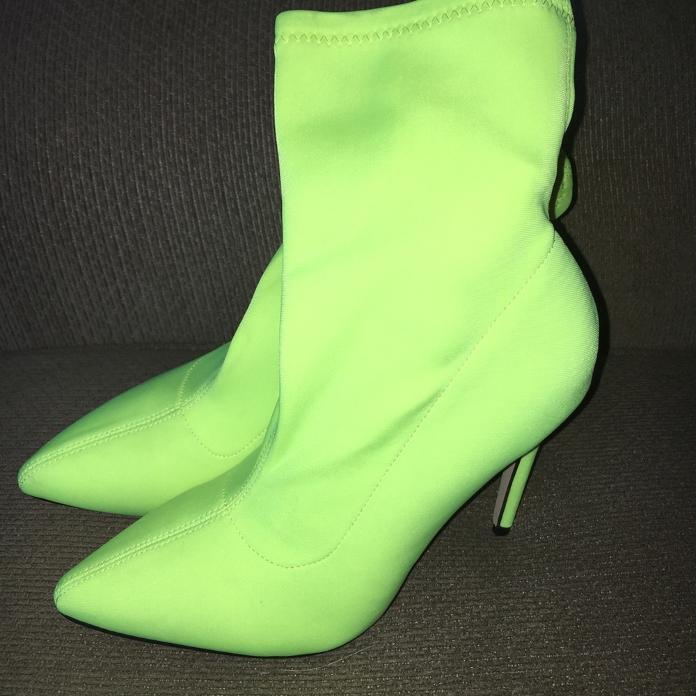 NWOT Neon FN heeled boots - Picture 6 of 6
